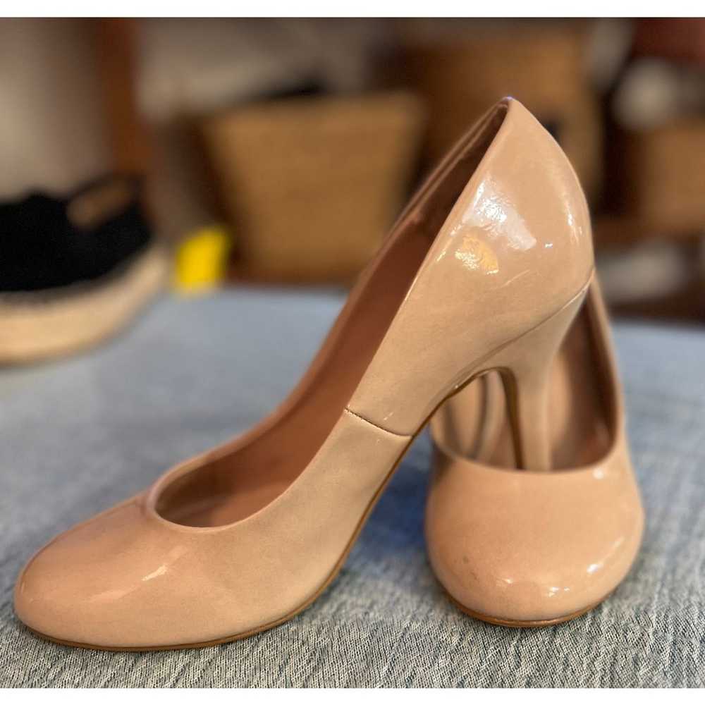 Kelly and katie Nude Patent Leather Heels sz 6 - image 2