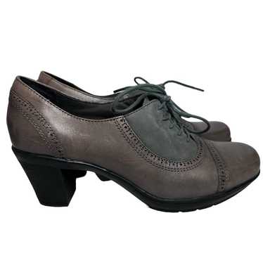 Clarks Bendables Gray Leather Wingtip Heels Shoes 