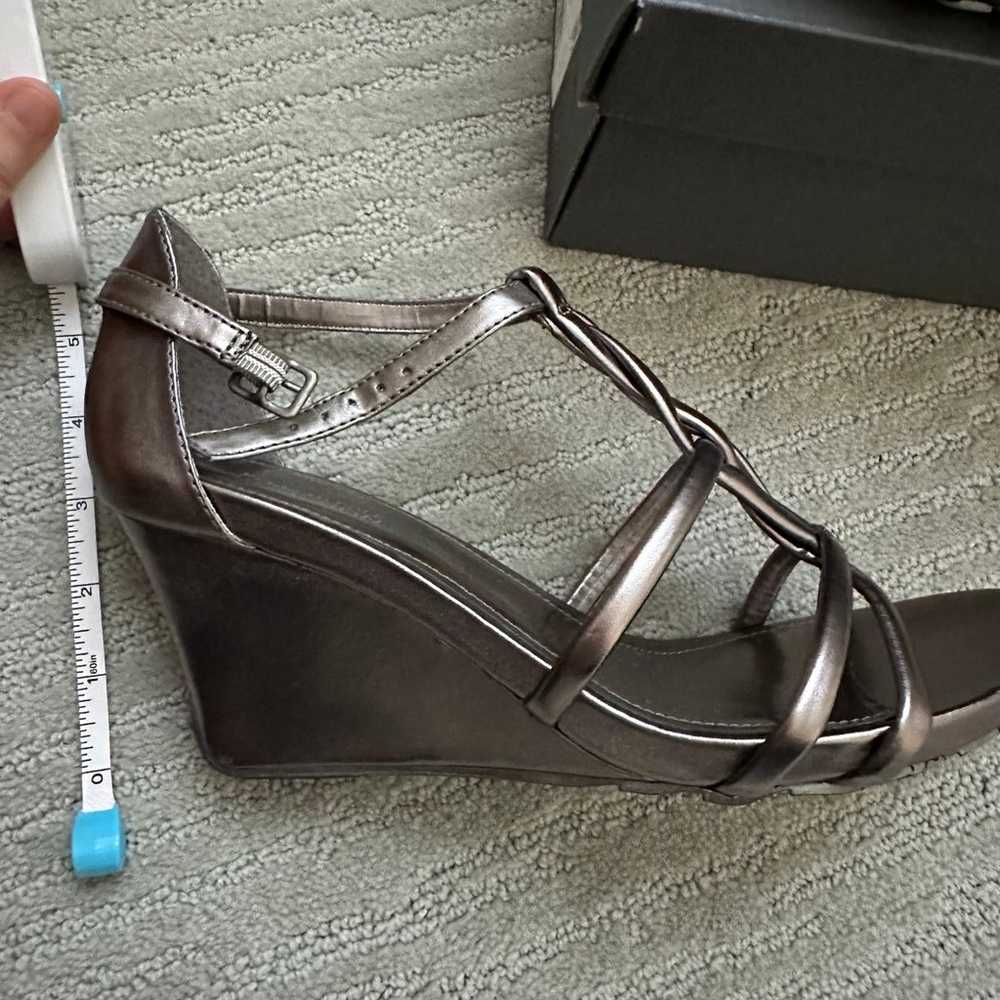 NWOT—Kenneth Cole Reaction heeled Sandals, size 9… - image 12