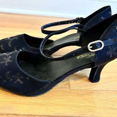 Ballroom dance shoes