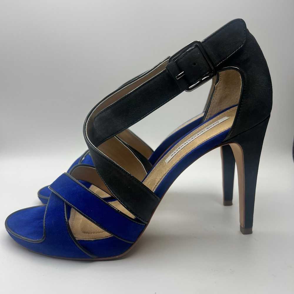 Diane Von Furstenberg Suede Strappy Open Toe Heel… - image 5