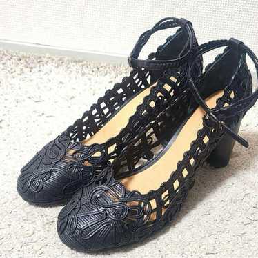 Brand new, genuine leather Tsumori Chisato pumps. - image 1