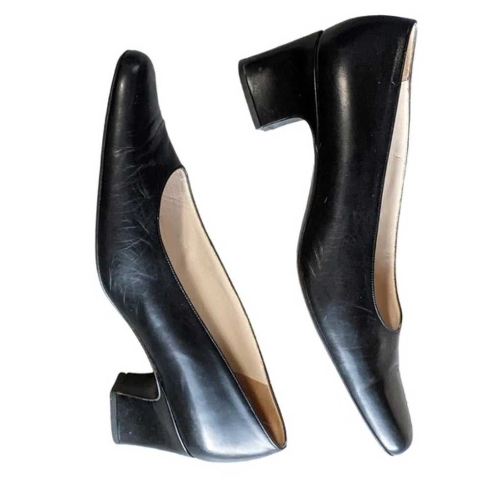 Bally classic black leather pumps round toe block… - image 4