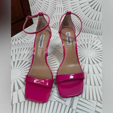 Steve Madden Women’s Pink Heels Size 9.5 - image 1