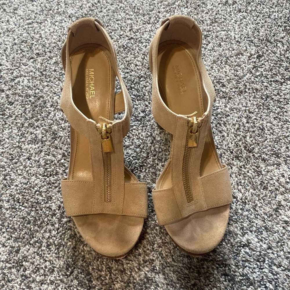 Michael Kors Tan Zip Up Chunky Heels size 7.5 - image 2