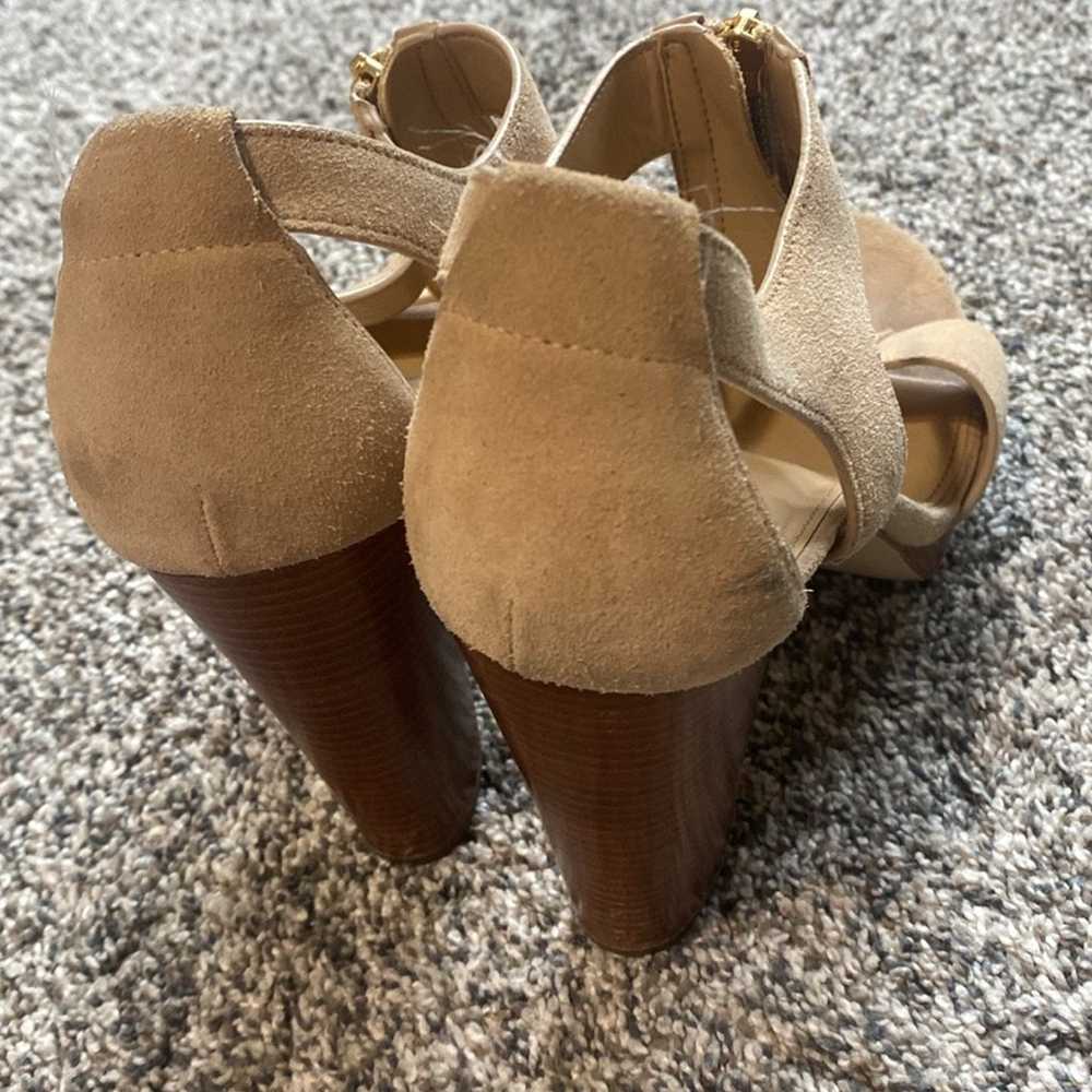 Michael Kors Tan Zip Up Chunky Heels size 7.5 - image 5