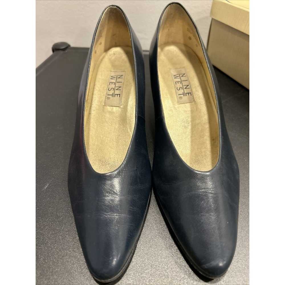 Nine West Navy Blue Leather Heels Pumps 8.5N W/box - image 2