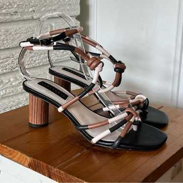 New Sanctuary Aspire Strappy Sandals in black, bro