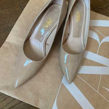 ZARA Beige Pumps in Size 37