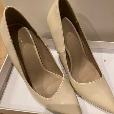 Randa Beige Pumps with Stiletto Heels