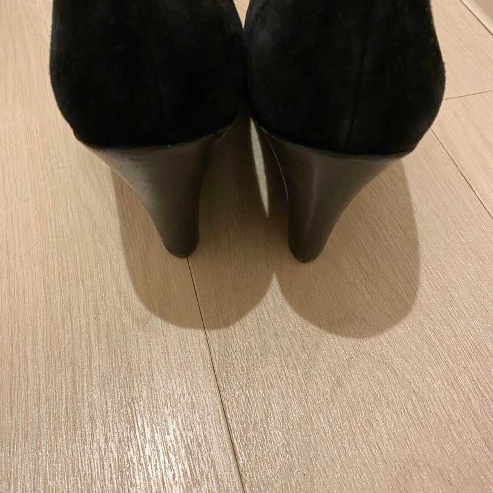 Cole Haan Black Suede Wedge Sole Pumps in size 23… - image 4