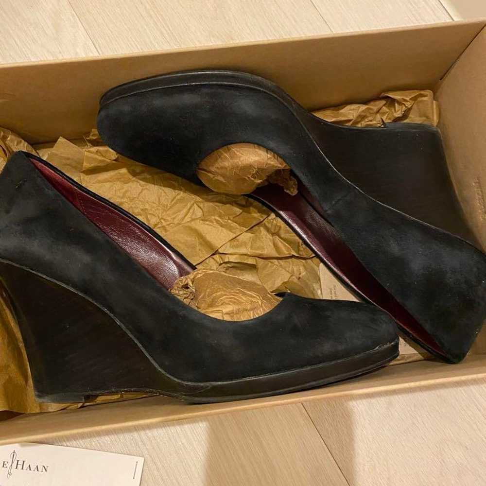 Cole Haan Black Suede Wedge Sole Pumps in size 23… - image 7