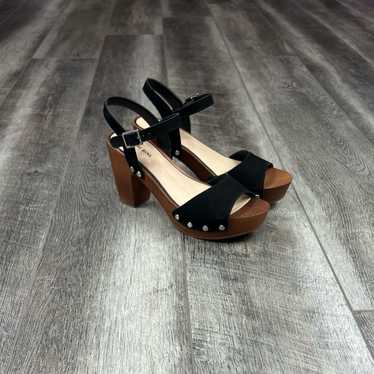 Gianni Bini Tan/Black Heels - image 1