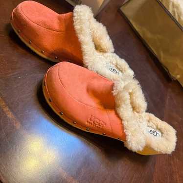 ugg clogs