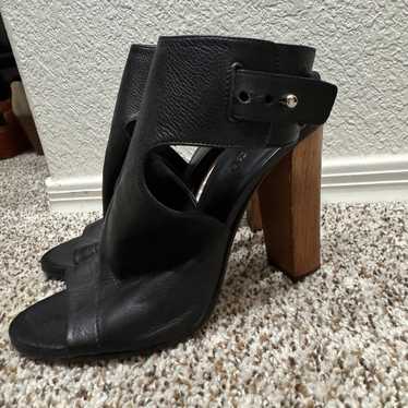 Vince heels - image 1