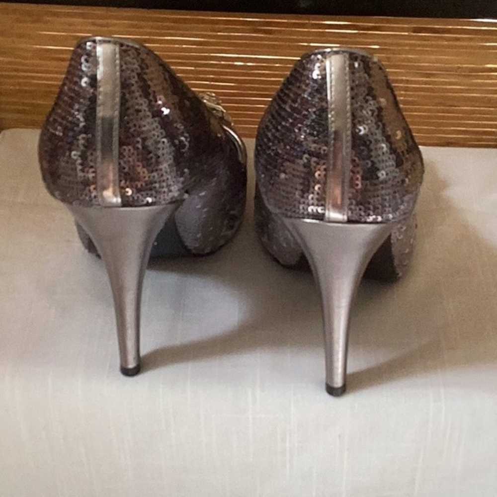 NINA sequin peep toe heels w jewels EUC - image 4