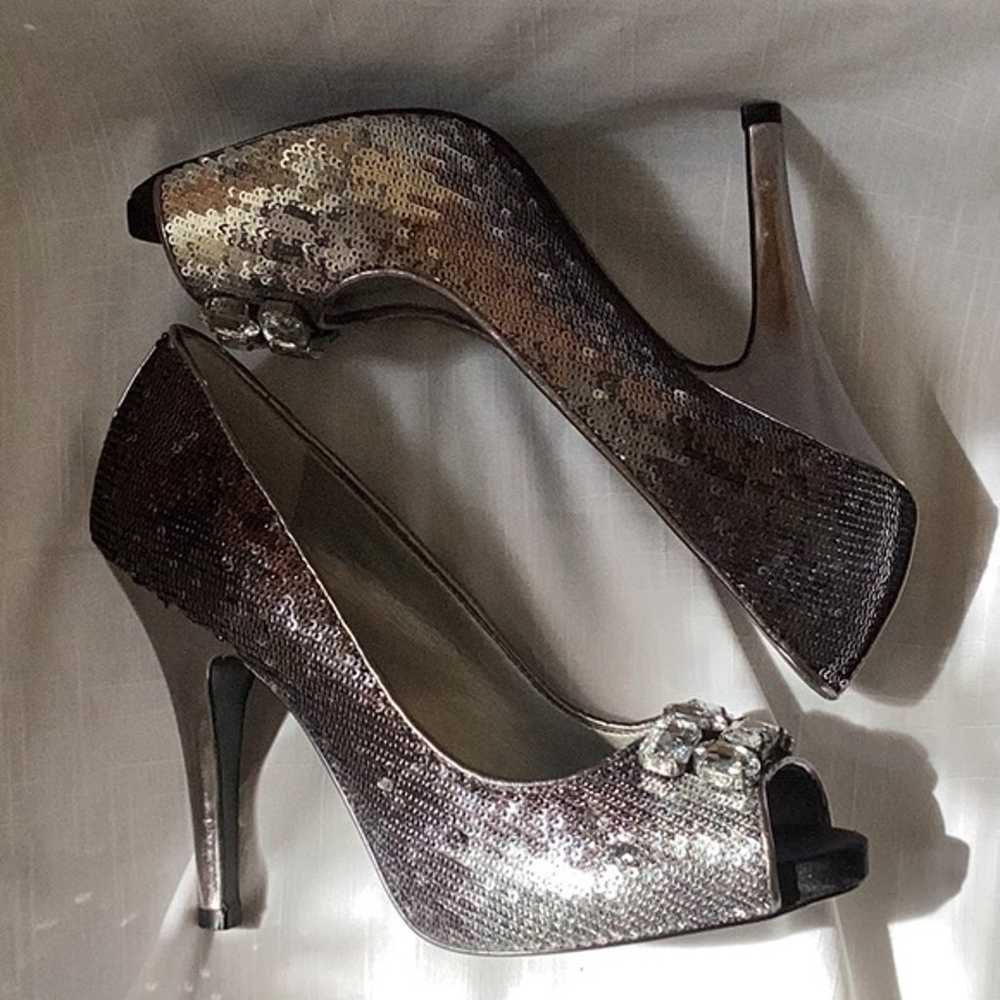 NINA sequin peep toe heels w jewels EUC - image 6