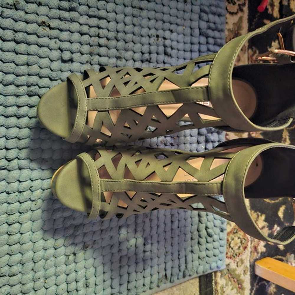 Sexy green gladiator heels - image 1