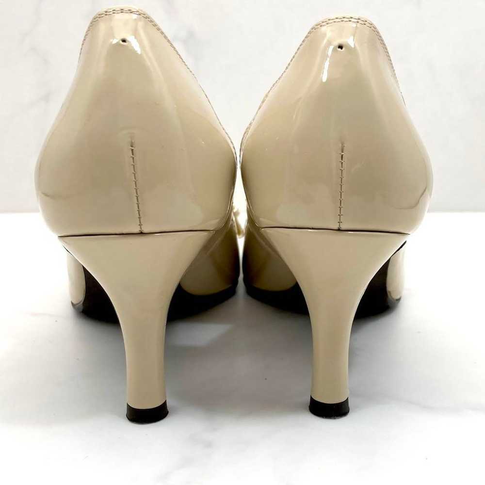 ✨Luxury Item✨DIANA Enamel Pumps Beige with White … - image 6