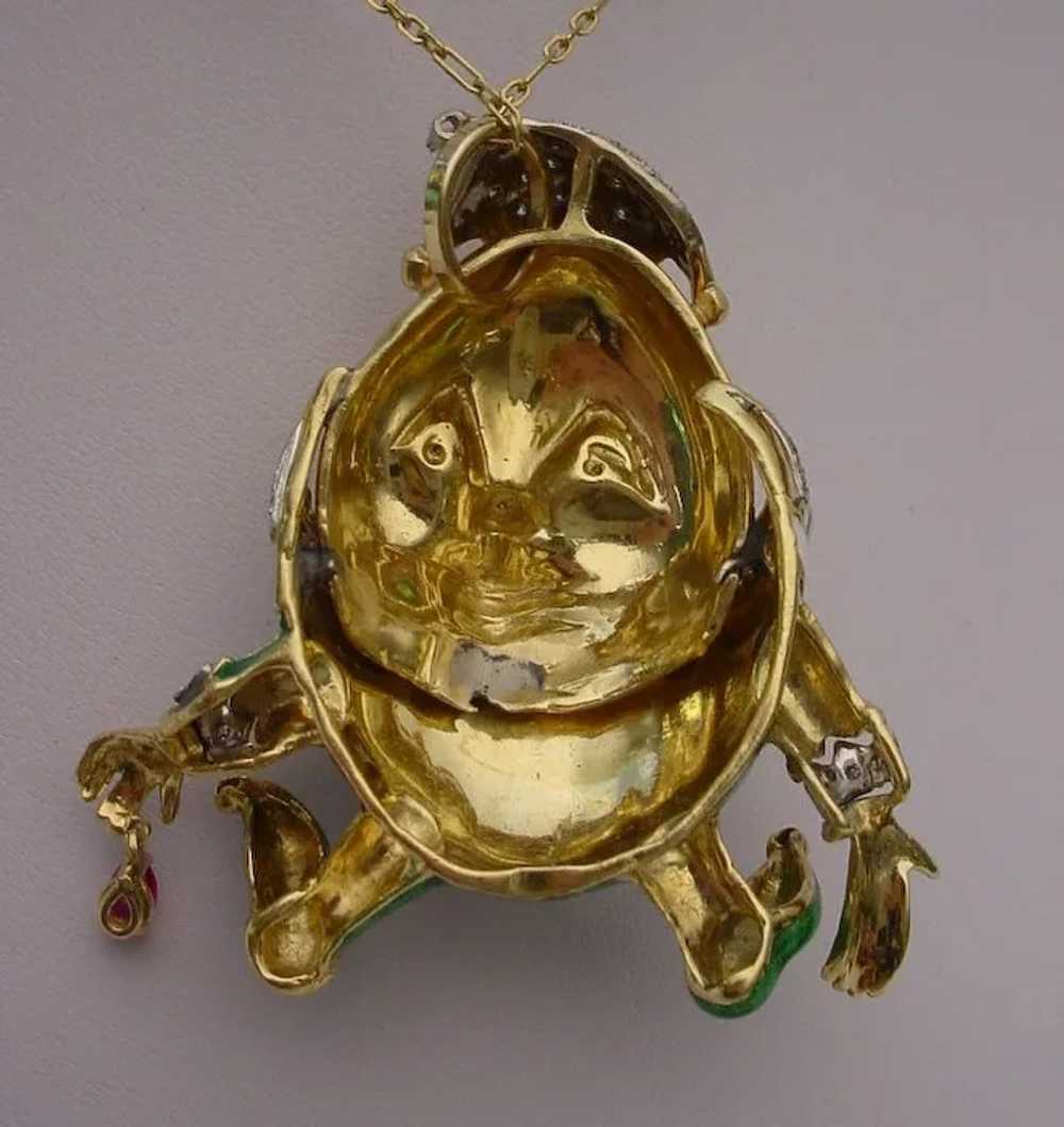 18Karat Humpty Dumpty Jeweled Enamel  Pendant - image 4