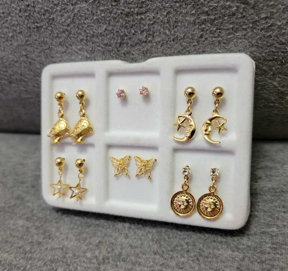 Goldtone earrings boxed set - image 4