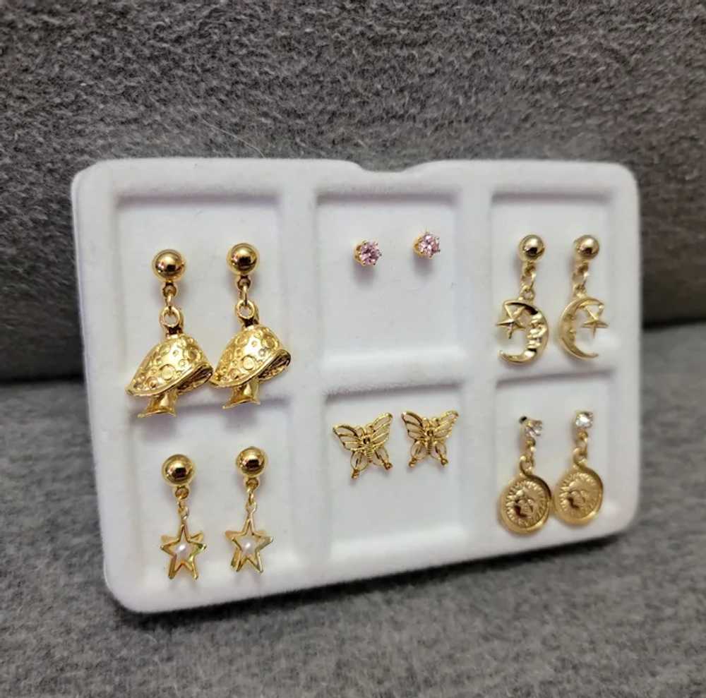 Goldtone earrings boxed set - image 6