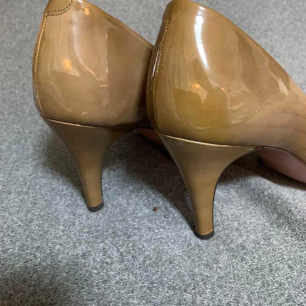 Excellent quality patent brown pumps size 23.5. - image 2