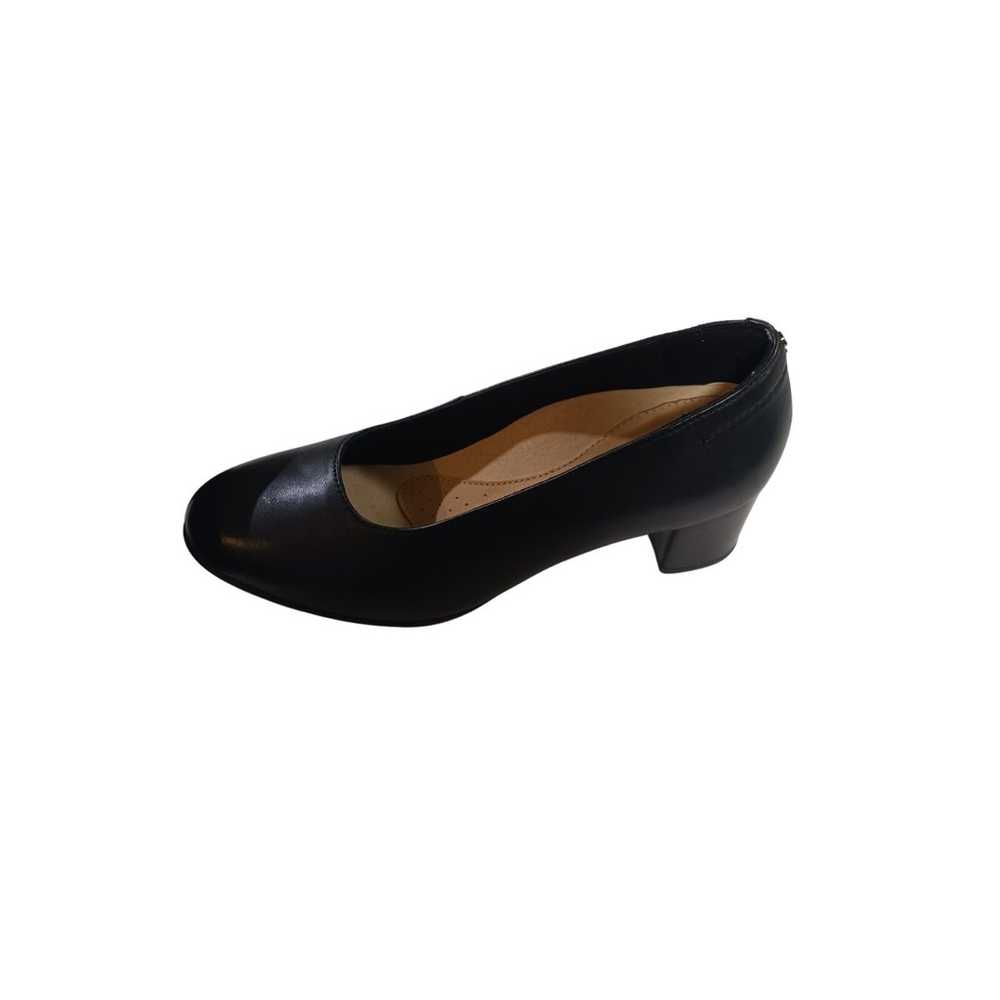 Clarks 7.5 Linnae Pump Black Leather - image 3