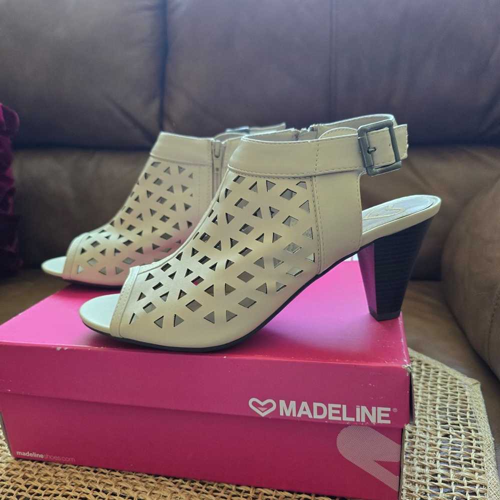 New Madeline Creme Strappy Heels Open Toe Shoes s… - image 11