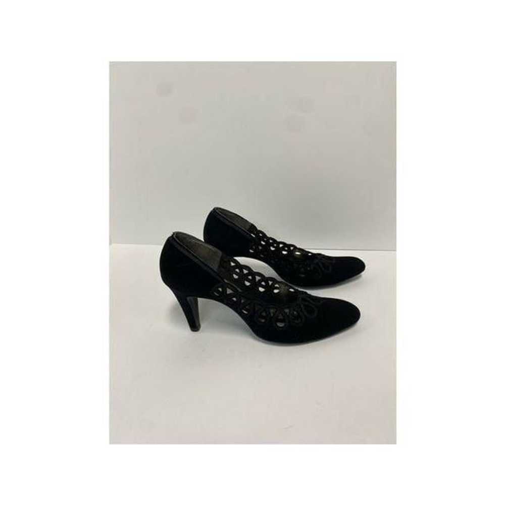 Black Leather Suede Scalloped Heel Size 7 - image 2