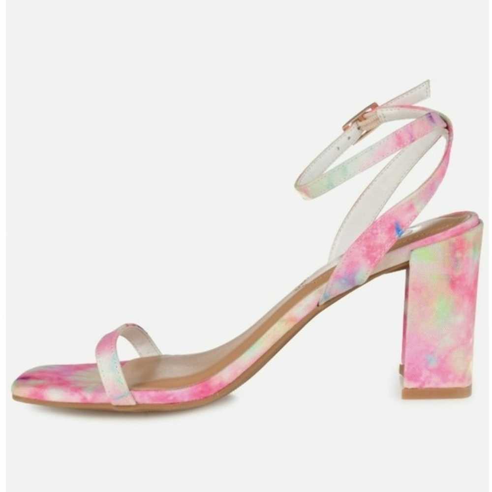 Journee Collection Chasity Sandal Pump Tie Dye 6.5 - image 2