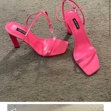 Nine West neon pink sandals