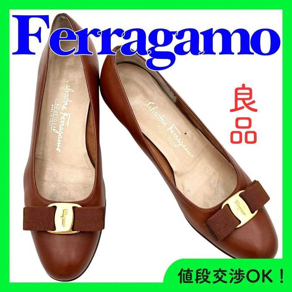 ★Good item★ Ferragamo pumps Genuine leather Vara … - image 1