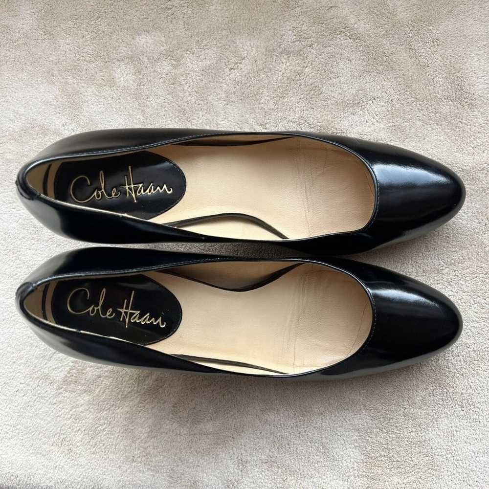 Cole Haan Black Patent Leather Pumps w/ Round Toe… - image 4