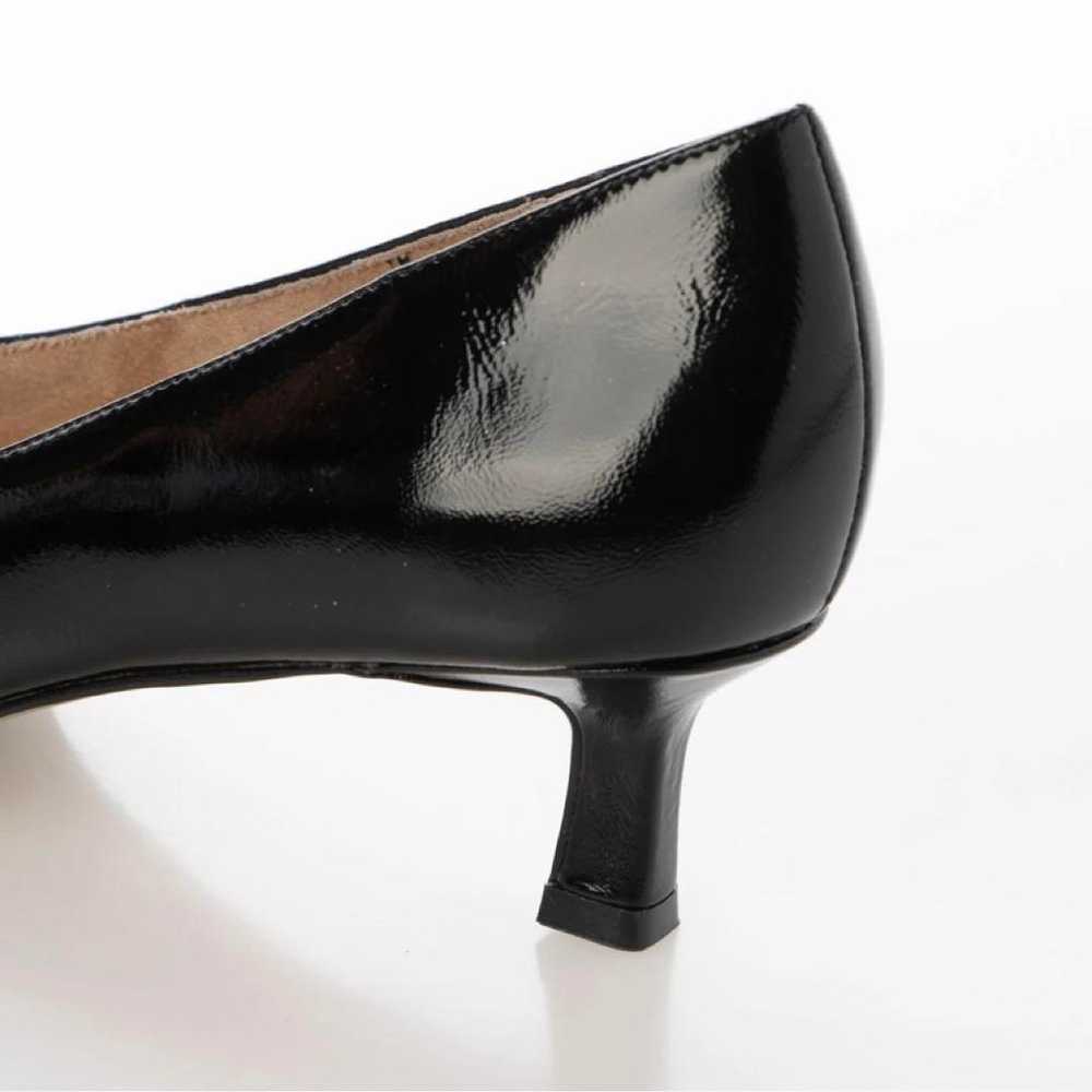 PARADIS COULEUR Square-toe Enamel Pumps - image 3