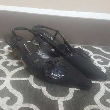 AMALFI Black Fabric and Patent Heels 4.5