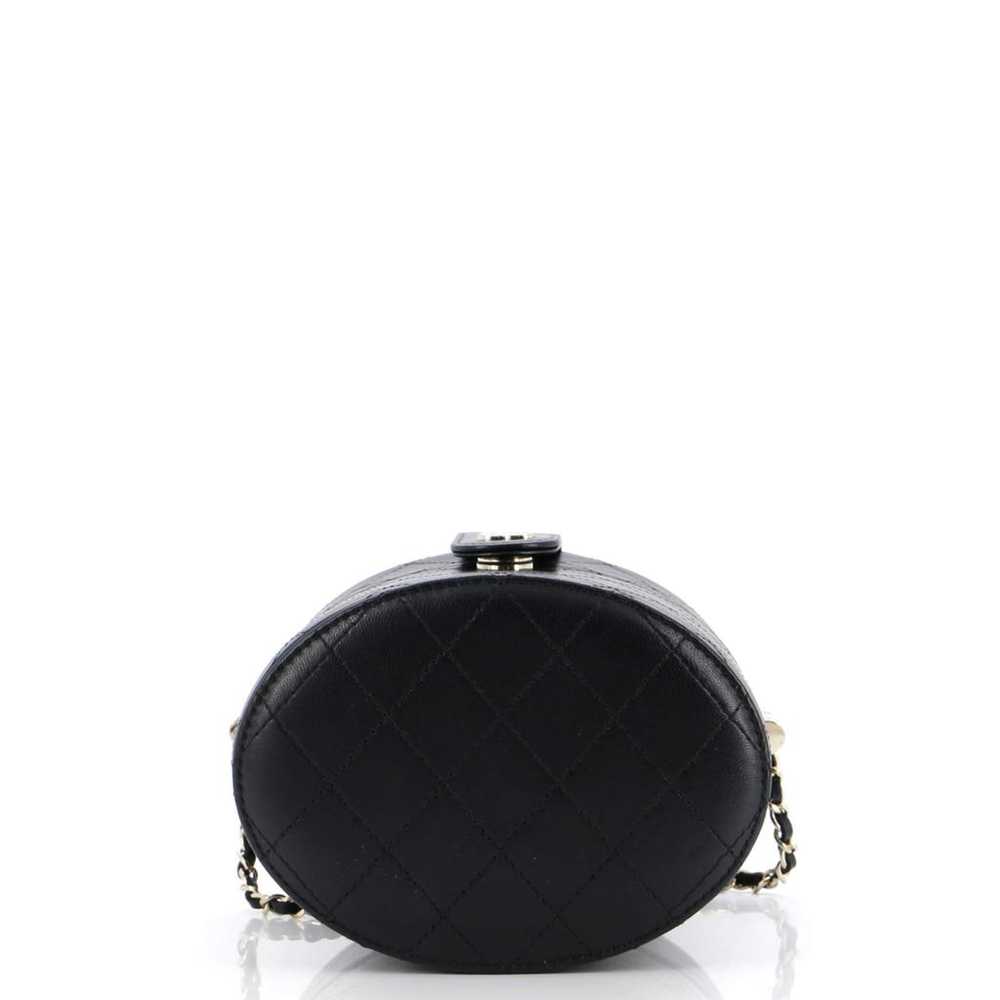 Chanel Leather crossbody bag - image 5