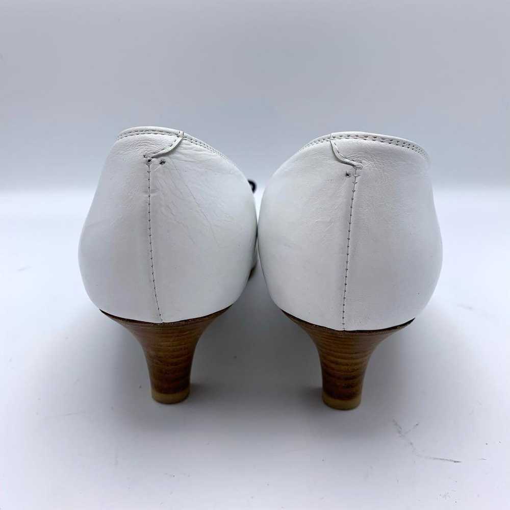 Excellent condition REGAL pumps white leather 1576 - image 4