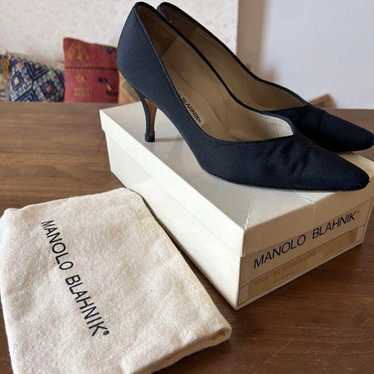 Manolo Blahnik pumps high heels textile