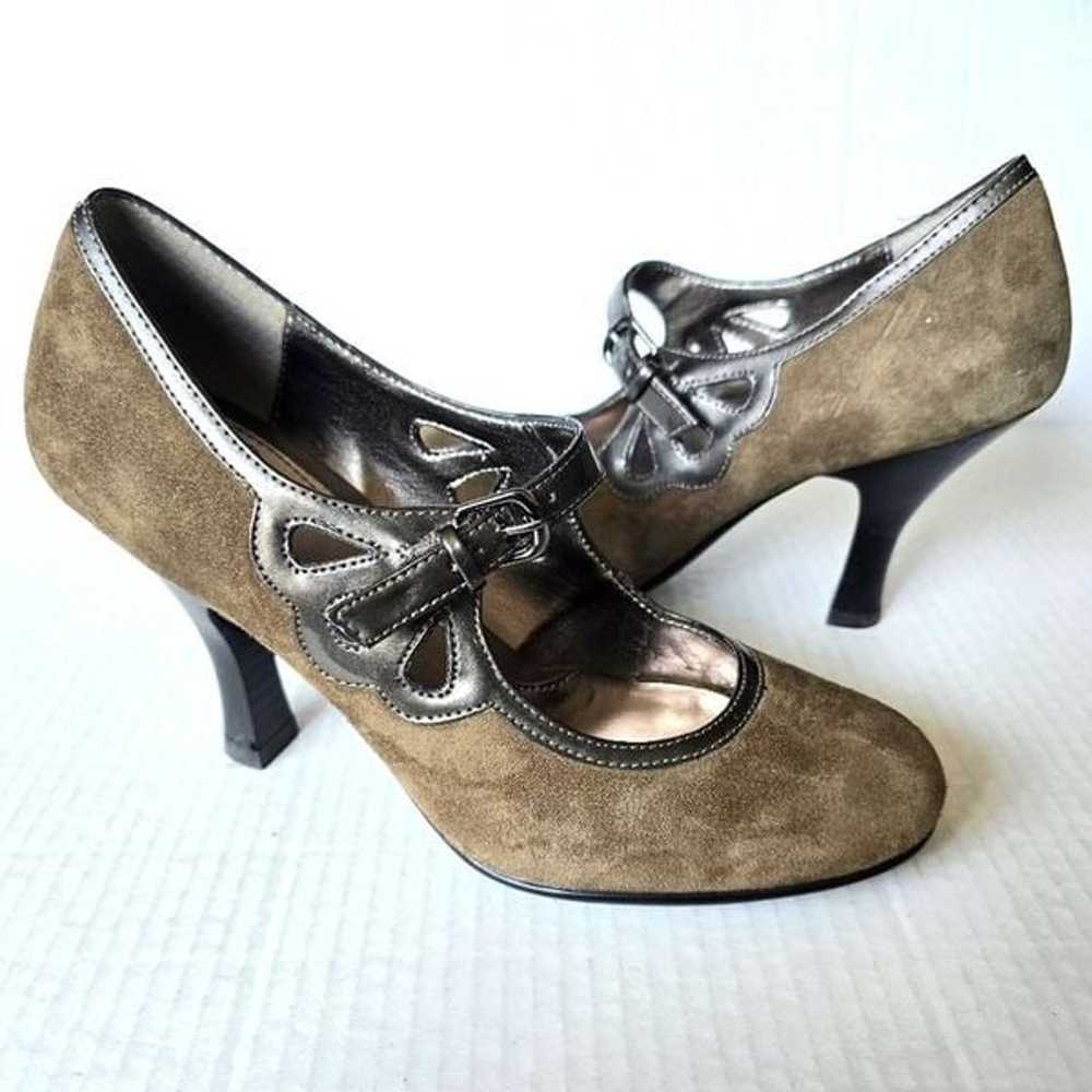 Sofft Fatina Taupe Gray Suede Leather Round Toe M… - image 1