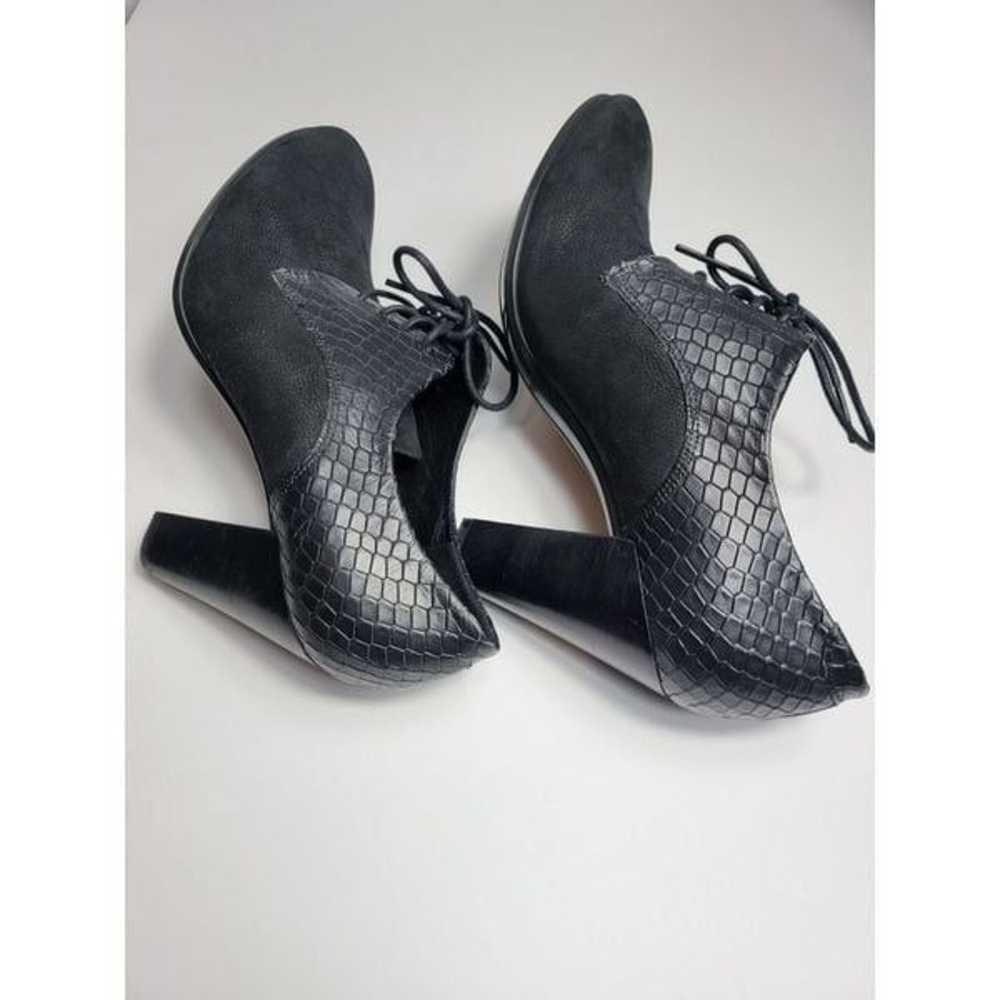 Ecco Black Heel Women's Shoe - image 4