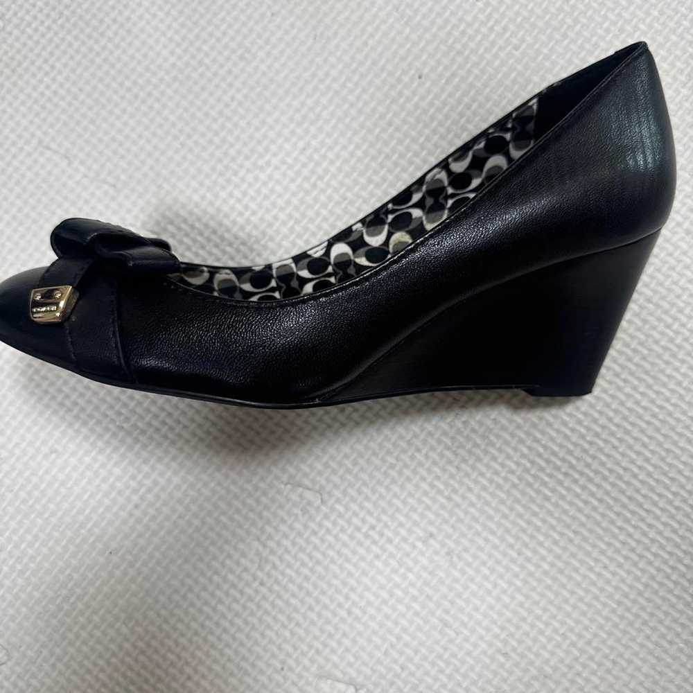 COACH black wedge heel pumps with ribbon. - image 5