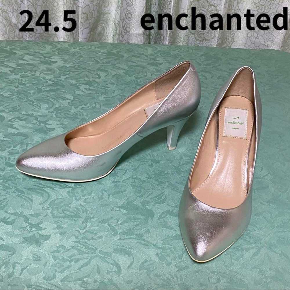 Enchanted pumps, genuine leather, silver color, 2… - image 1