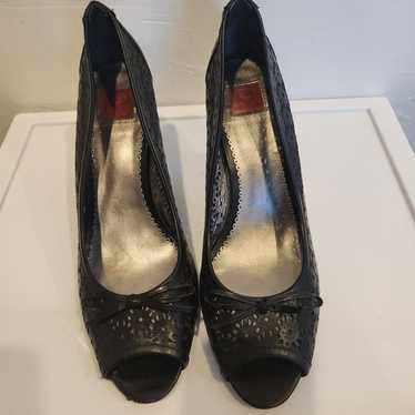 Oscar De La Renta black heels - image 1