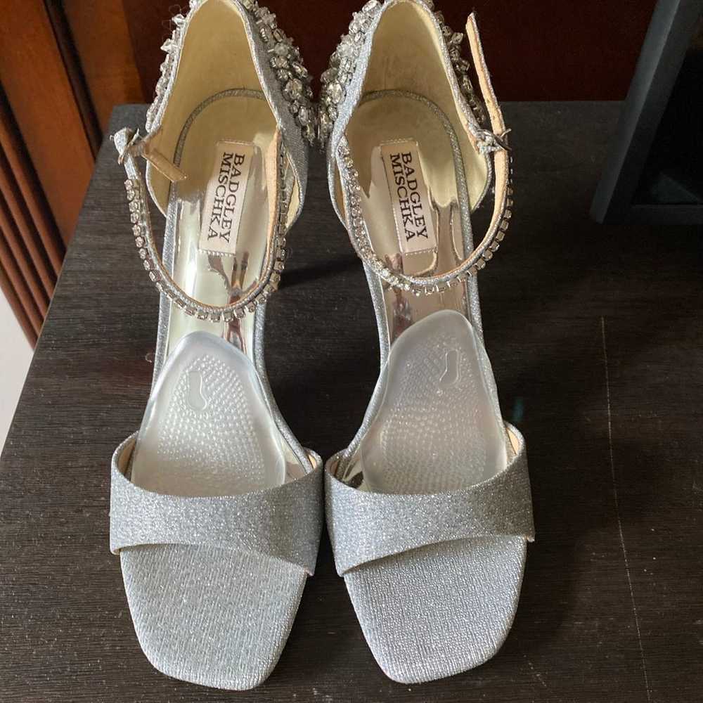 Badgley Mischka Stilleto heel pumps. Original box… - image 6