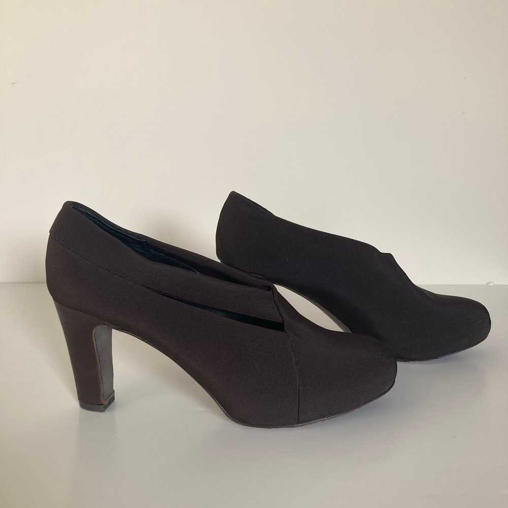 Eileen Fisher Brown Stretch Close Toe Heels size … - image 2