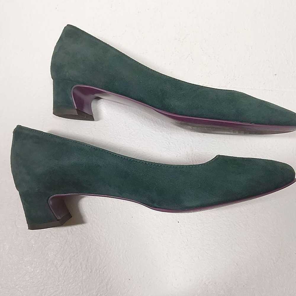 Excellent condition GINZA kanematsu Suede Pumps s… - image 10