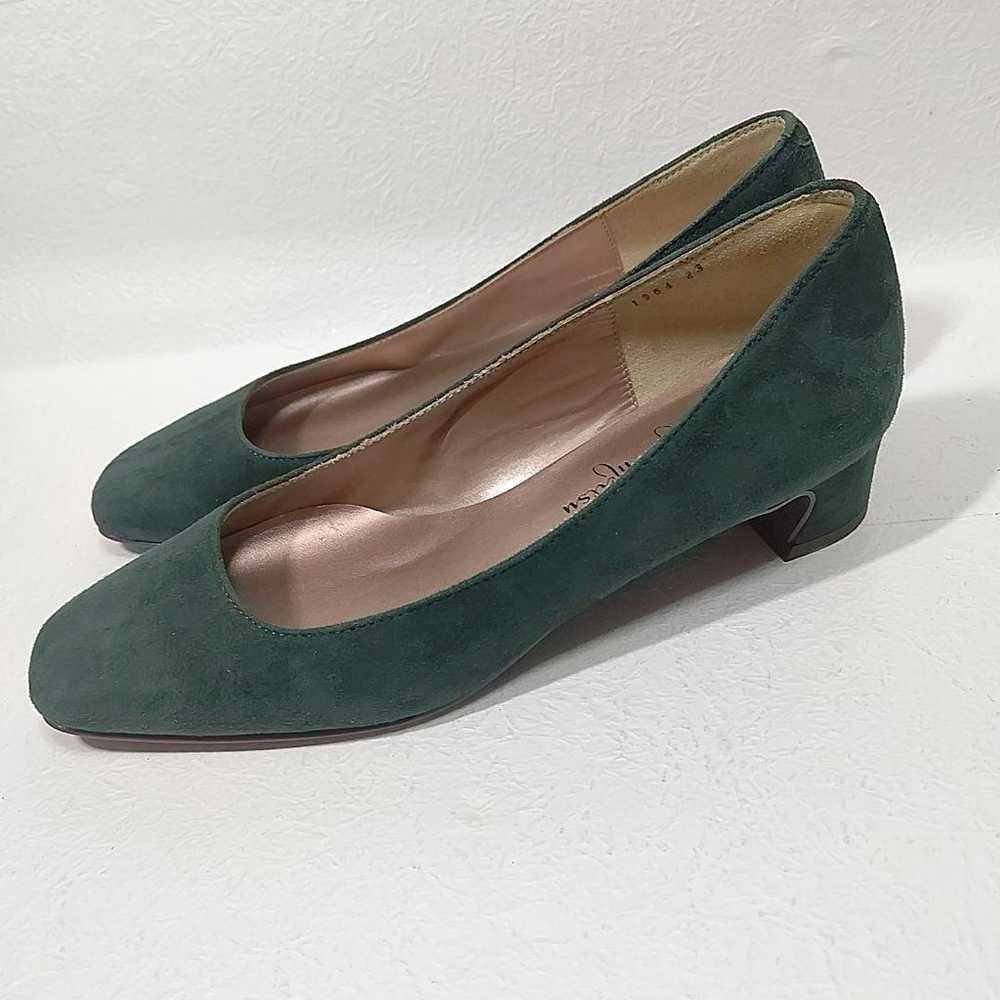 Excellent condition GINZA kanematsu Suede Pumps s… - image 4