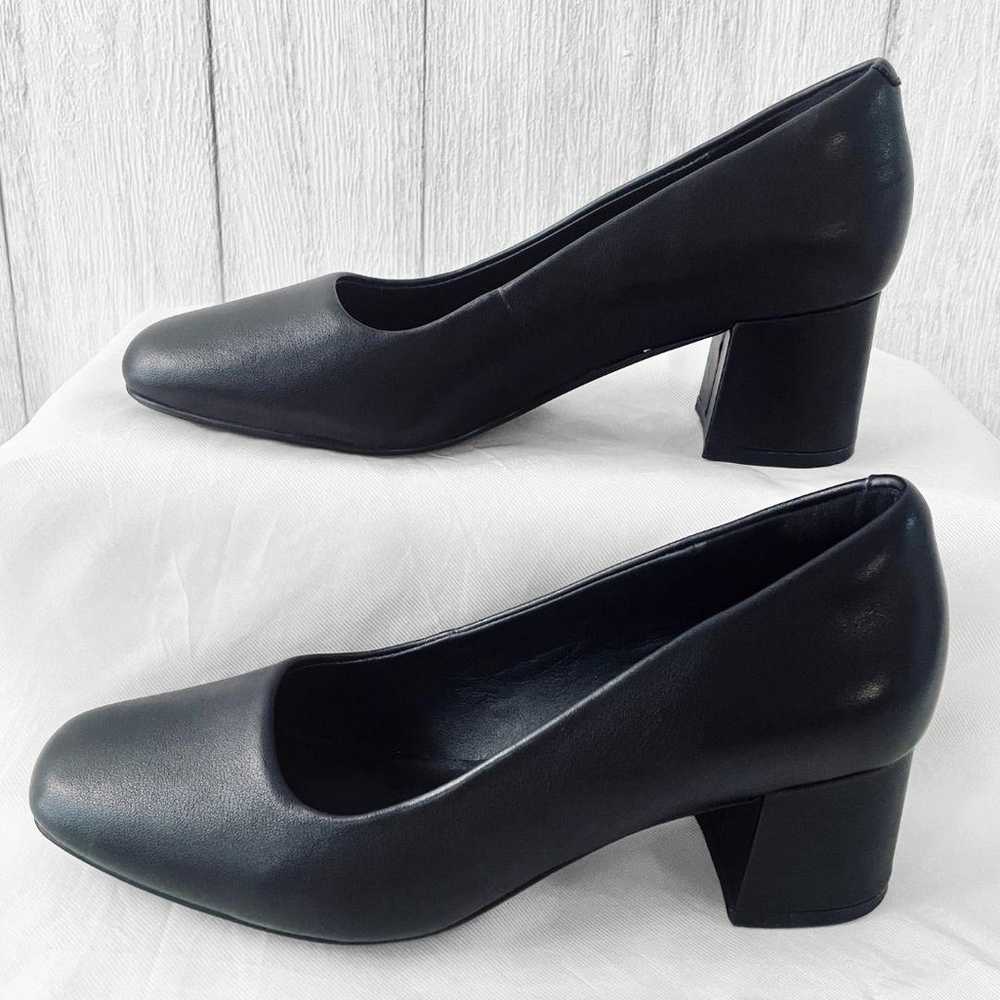 Clarks Sheer55 Court Chunky Heel Pumps Leather Bl… - image 5