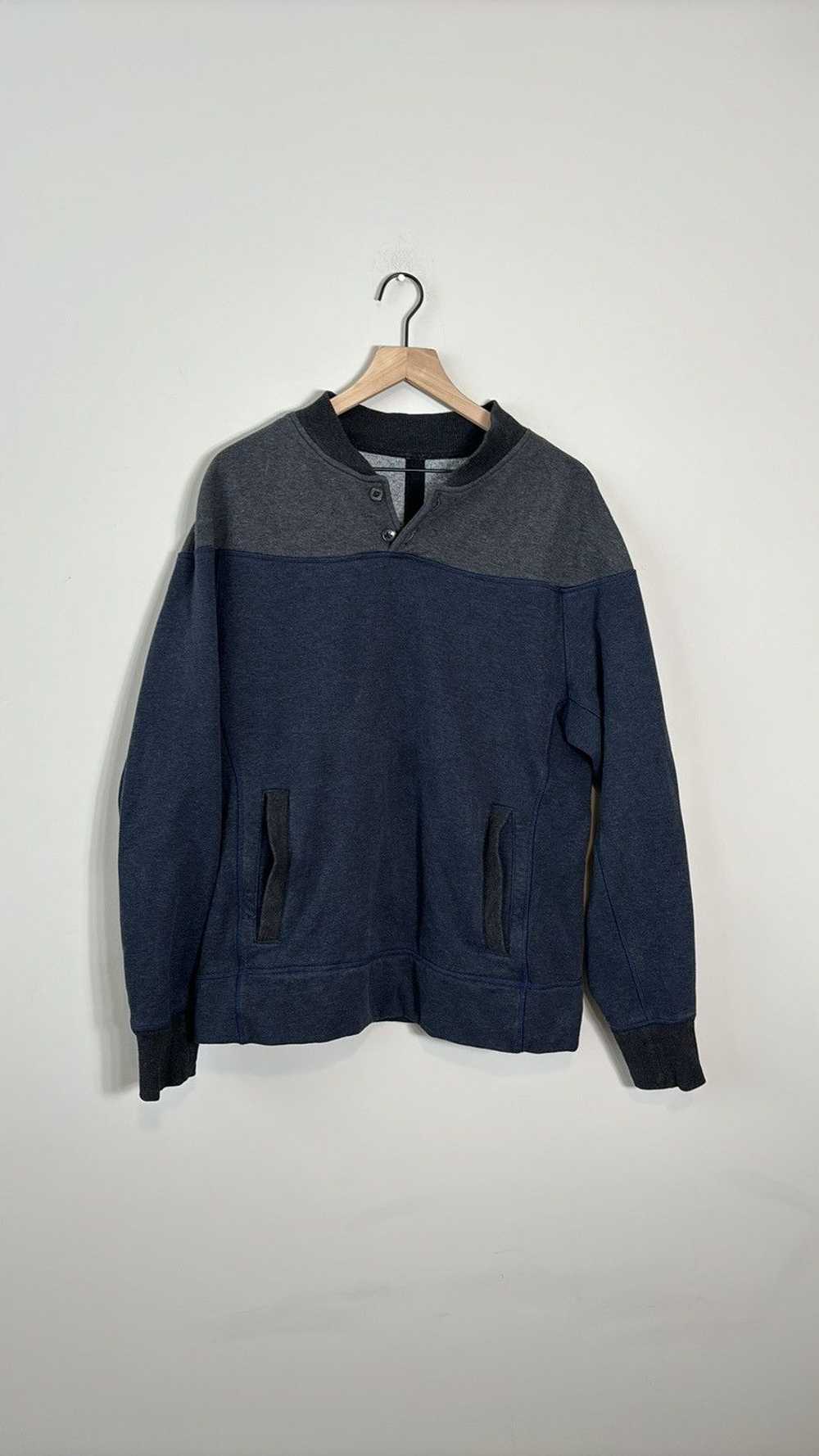 Lululemon Lululemon Sweatshirt - image 1